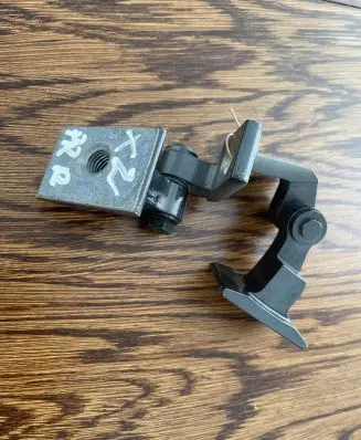 BMW X2 F39 Front door upper hinge 068VUP257