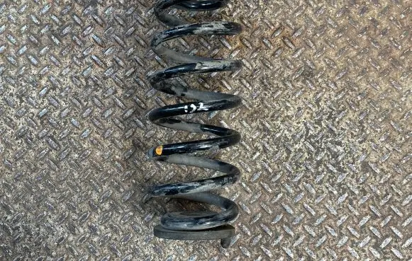 Audi A3 S3 A3 Sportback 8P Rear coil spring