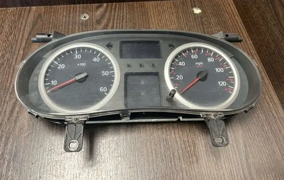Renault Trafic II (X83) Speedometer (instrument cluster) P8200279060 P8200279060E