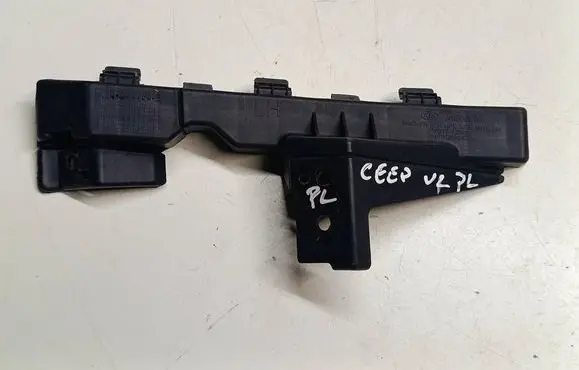 KIA Ceed Front bumper mounting bracket 86517A2000U2 86517A2000
