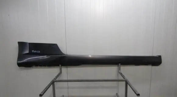 Front sill (body part)