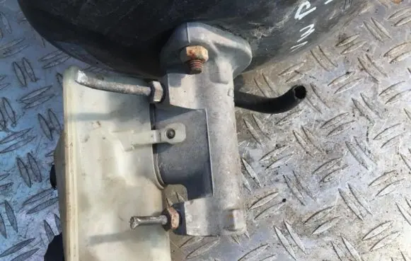 Master brake cylinder