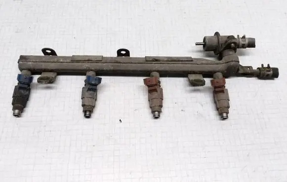 Mazda 626 Fuel main line pipe