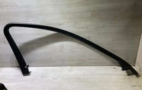 Audi A4 S4 B9 Front door glass trim molding 8w0867609