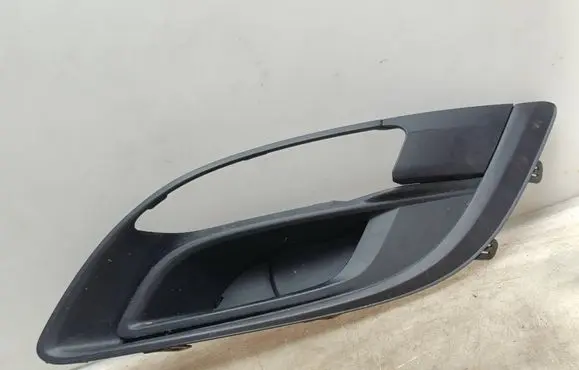 Opel Astra J Front bumper lower grill 13368714