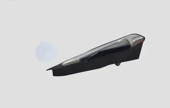 Volvo V40 Front door glass trim molding 31391030 31391031 31391033