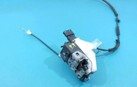 Citroen DS3 Front door lock IMPRK932524