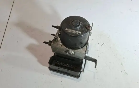 BMW 3 E90 E91 ABS Pump 6784764 34526784764