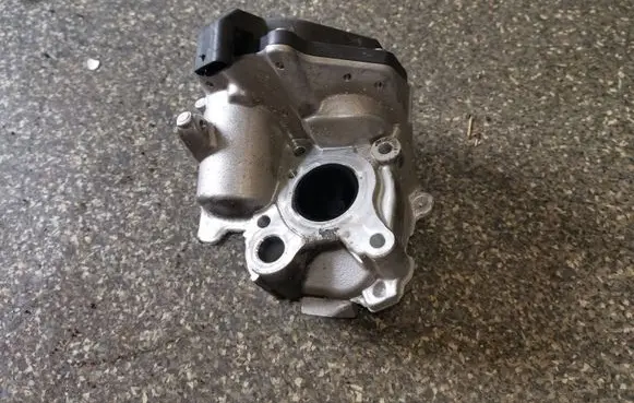 Mercedes-Benz C W204 EGR valve A6511400760