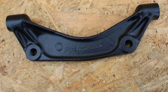 BMW 7 E32 Gearbox mounting bracket 1132049