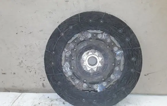 Opel Astra H Clutch pressure plate 324040310