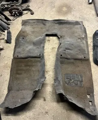 Mitsubishi Pajero Interior carpet 