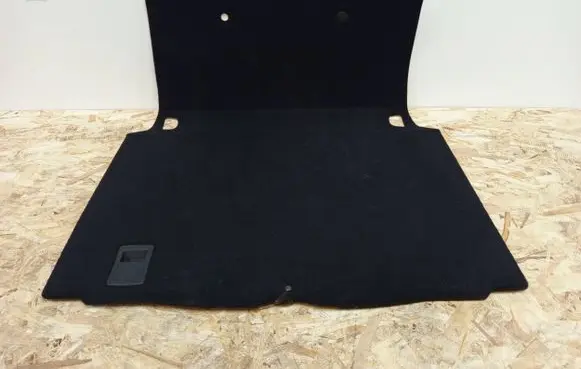 Maserati Ghibli Trunk/boot floor carpet liner 6700268030