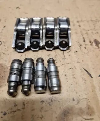 BMW 5 F10 F11 Valve rocker arm 7812893 8614951
