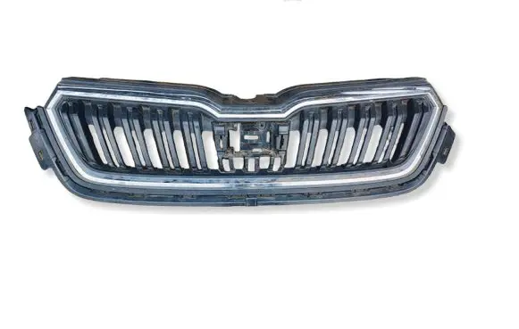 Skoda Kamiq Front bumper upper radiator grill 658853653