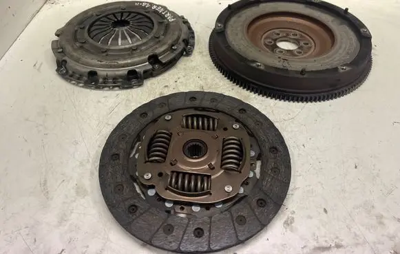 Peugeot Partner Clutch set kit 9639780480