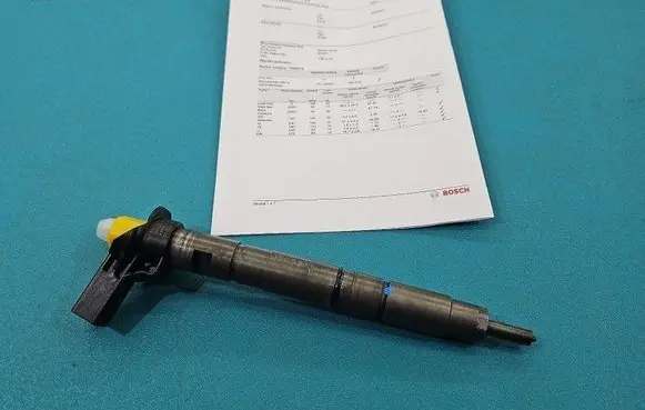 Volkswagen PASSAT B6 Fuel injector 0445116030 IMPRK1505315
