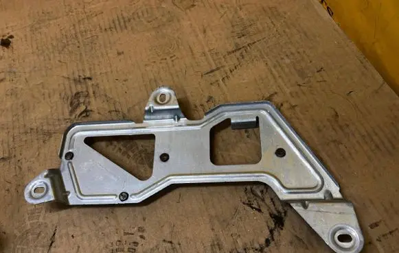 Mercedes-Benz GL X166 Handbrake interior bracket A1665457540