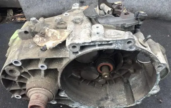 Seat Alhambra (Mk1) Manual 5 speed gearbox FVQ