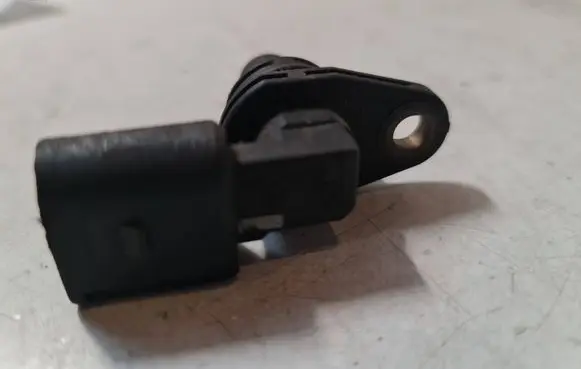 Camshaft position sensor