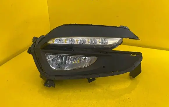 Hyundai Tucson TL Headlight/headlamp 92202-D7000