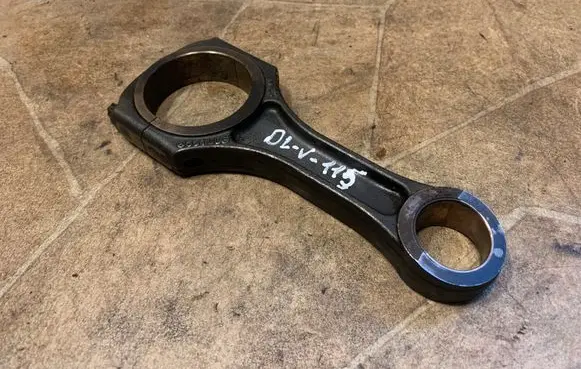 Mercedes-Benz E W212 Connecting rod/conrod 65100
