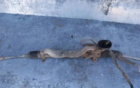 Volkswagen Polo Steering rack 6Q1423105