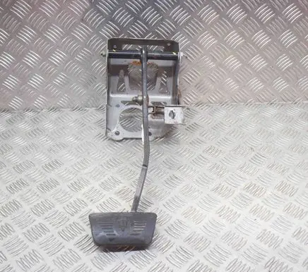 Maserati Quattroporte Brake pedal 0670080970