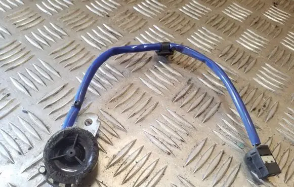 Toyota Avensis Verso Front door high frequency speaker 8616044110 1520007030