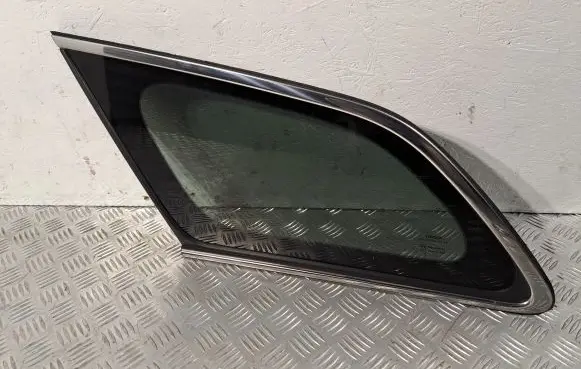 Toyota Avensis T270 Rear side window 6272005090 43R006723