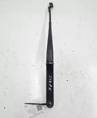 Volkswagen Golf VI Front wiper blade arm 1Q1955409