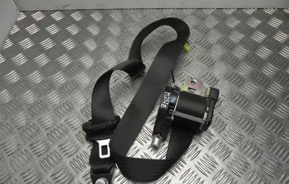 Iveco Daily 45 - 49.10 Front seatbelt S7603357 M3578