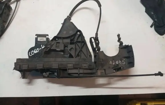 Volvo S40 Front door lock 30699784 C75RB