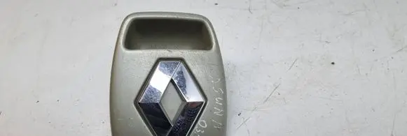 Renault Laguna II Tailgate/boot open switch button 8200000901