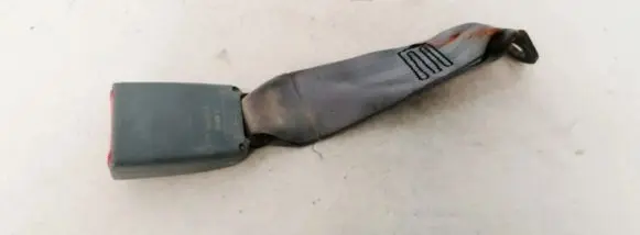 Peugeot 406 Rear seatbelt buckle