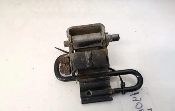 Audi A6 S6 C5 4B Rear door lower hinge 4b0833412e