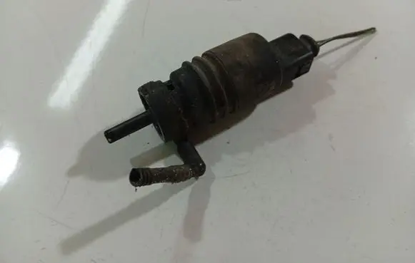 Skoda Superb B5 (3U) Windscreen/windshield washer pump 1T0955651