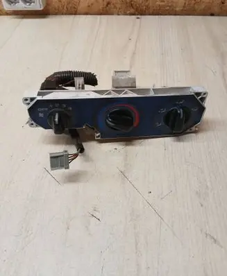 Honda HR-V Climate control unit