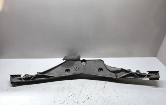 BMW X2 F39 Rear differential/diff mount bracket 6852896