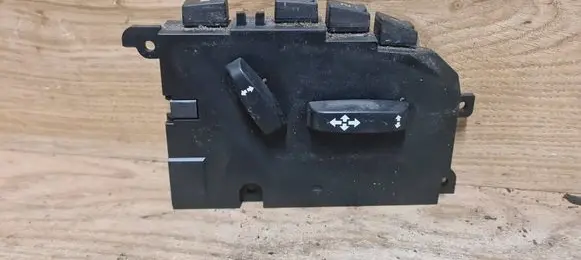 Volvo C70 Seat control switch 31252860