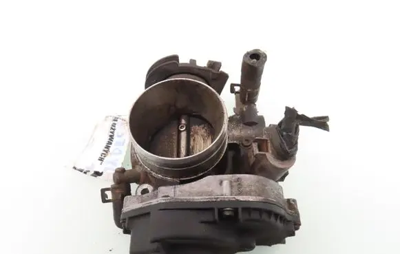 Skoda Octavia Mk1 (1U) Throttle body valve 06A133066E