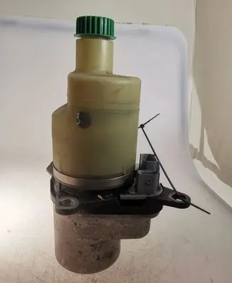 Volvo V50 Power steering pump 31329252AA