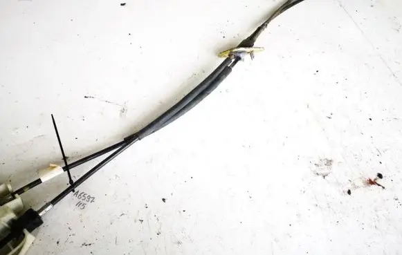 Mitsubishi Space Star Gear shift cable linkage mr911219