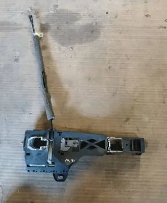Front door exterior handle/bracket