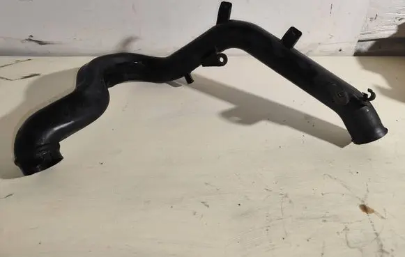 Opel Astra H Coolant pipe/hose 