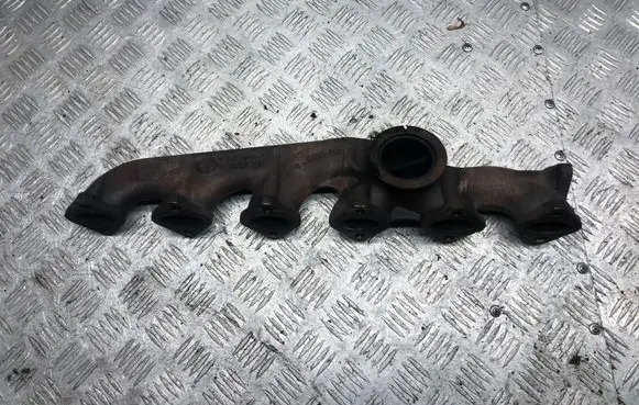 BMW X3 E83 Exhaust manifold 7796886