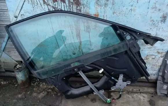 Audi A6 S6 C4 4A Front window lifting mechanism without motor