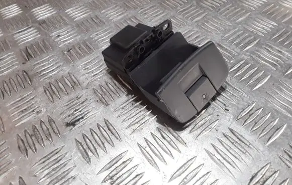 Renault Espace - Grand espace IV Hand parking brake switch 8200048590D