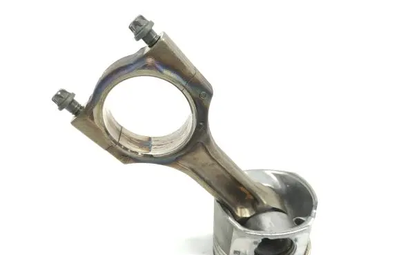 BMW 5 F10 F11 Piston with connecting rod 84L110