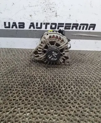 Hyundai ix35 Generator/alternator 373002A850